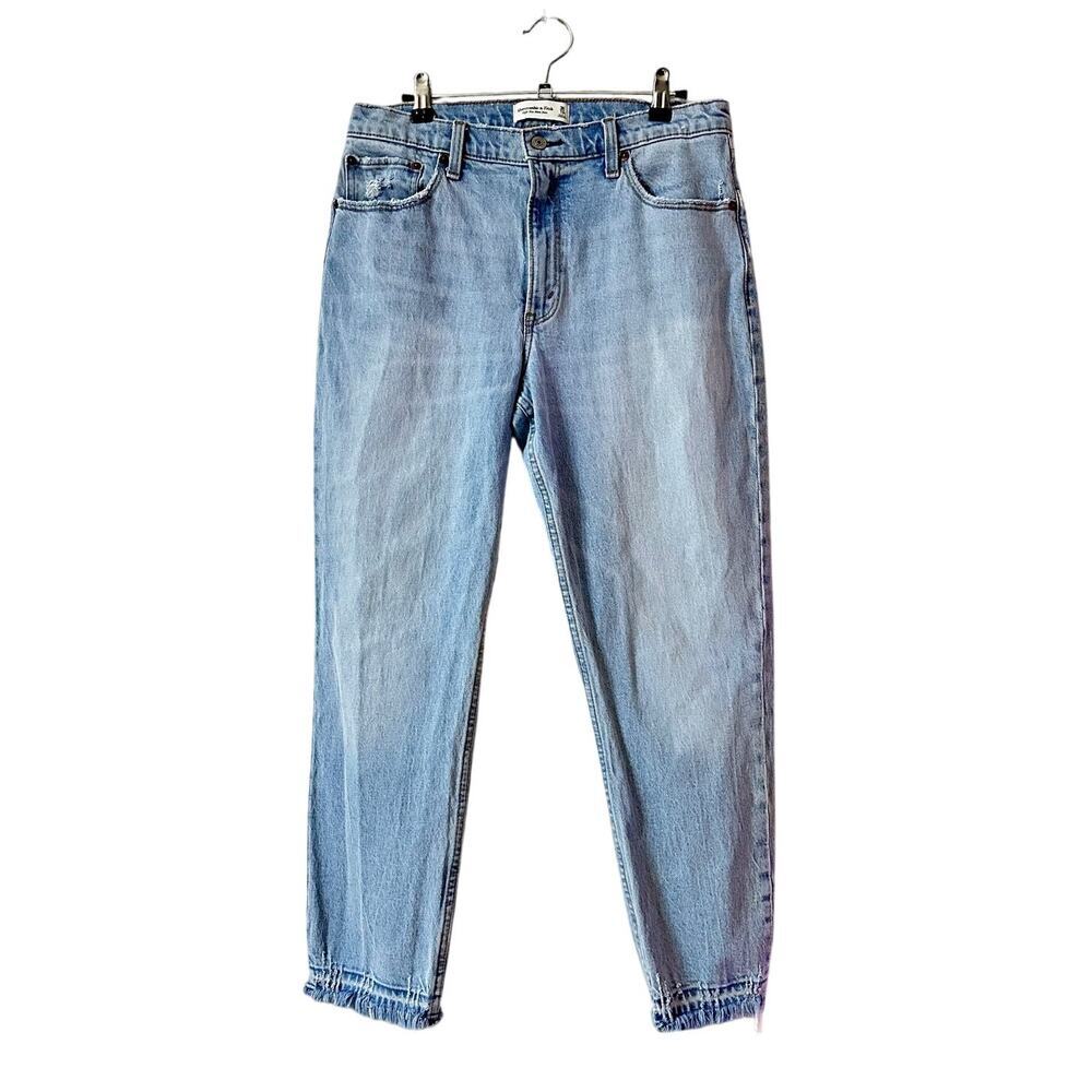 Abercrombie & Fitch High Rise Mom Jean Light Blue Wash Women 30/10